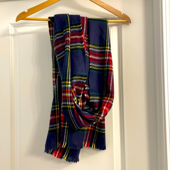 Plaid Blanket Scarf - Picture 1 of 2